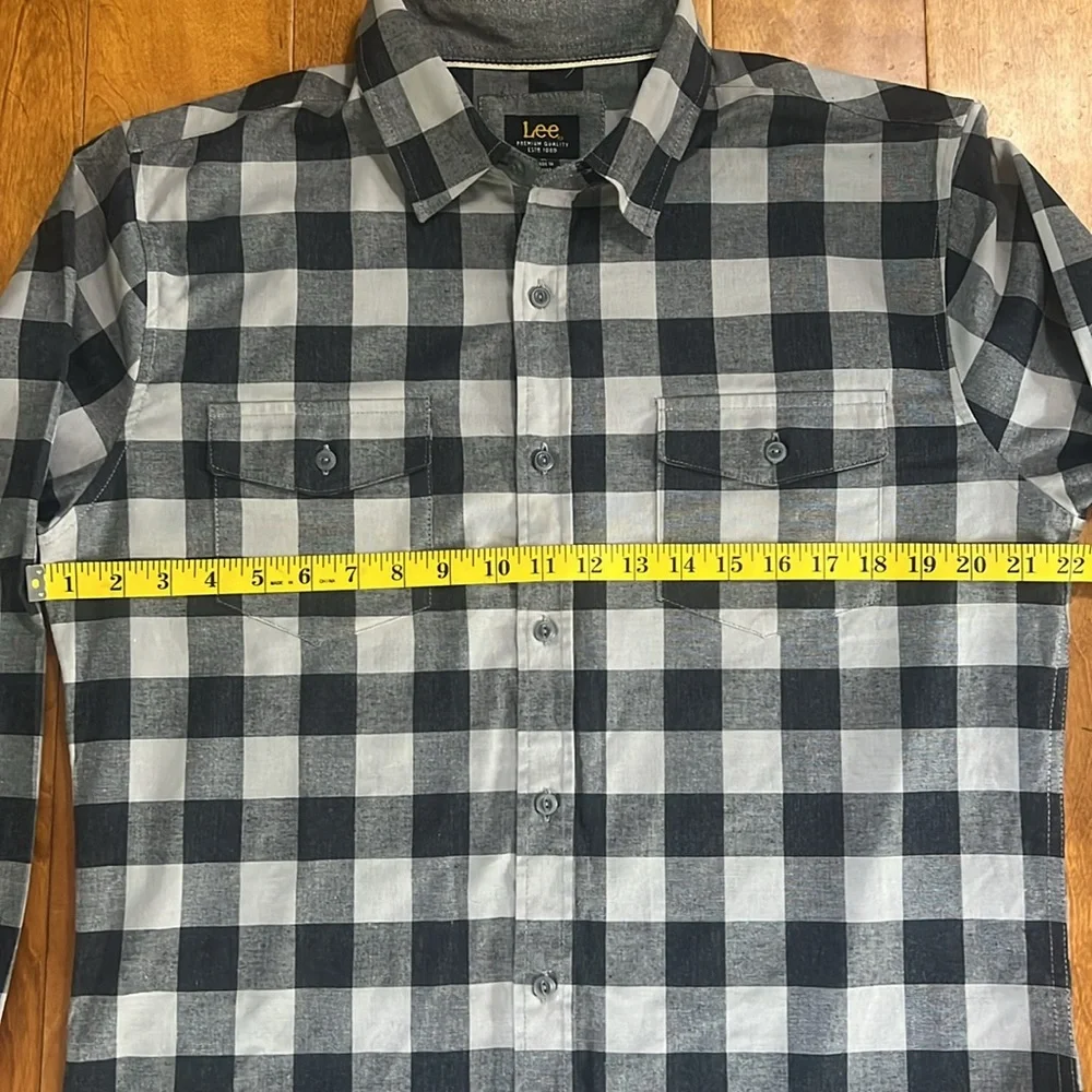 Lee Men's Black and White Buffalo Plaid Checkered Shirt Size Medium Casual - Picture 4 of 8